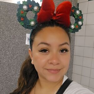 Meet your Posher, Lexa